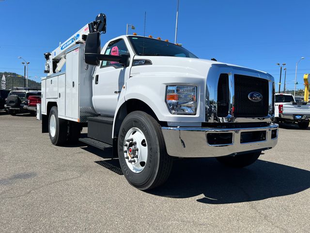 2024 Ford F-750 Base