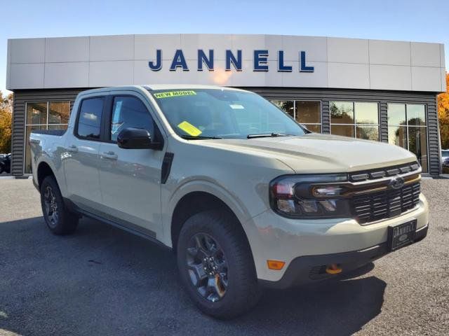 2024 Ford Maverick LARIAT Advanced