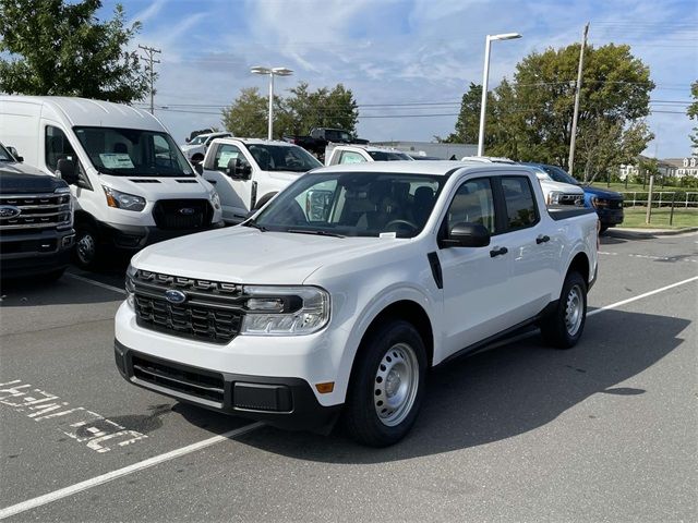 2024 Ford Maverick XL