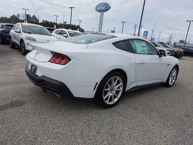 2024 Ford Mustang 