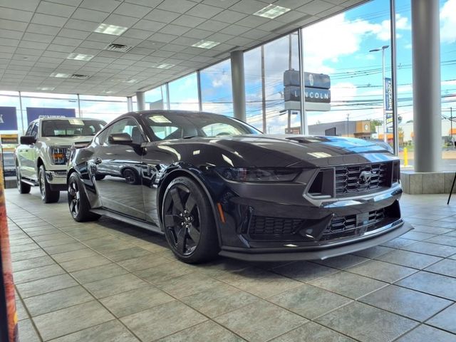 2024 Ford Mustang Dark Horse