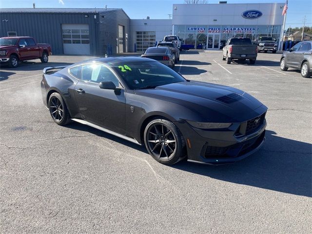 2024 Ford Mustang Dark Horse