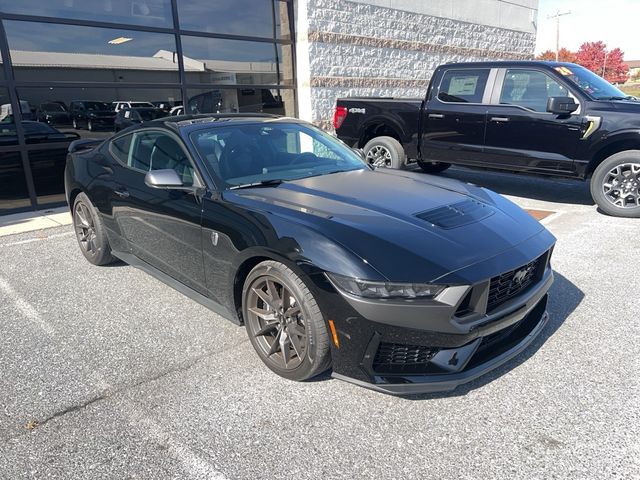 2024 Ford Mustang Dark Horse