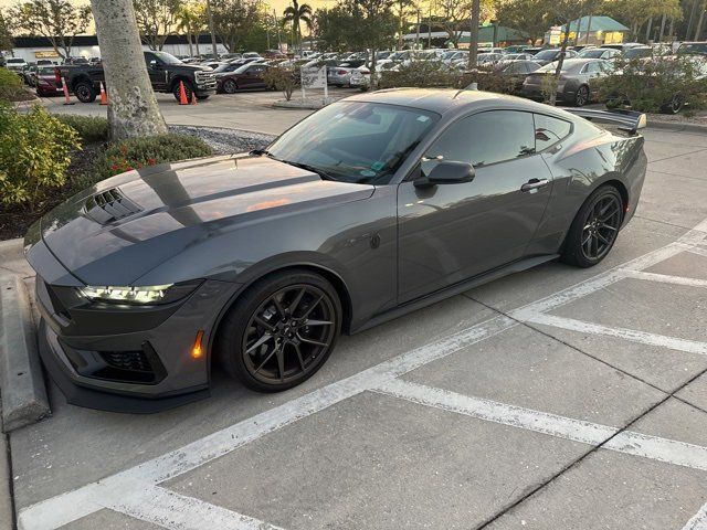 2024 Ford Mustang Dark Horse