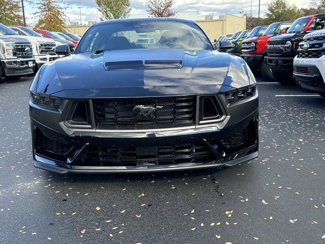 2024 Ford Mustang Dark Horse