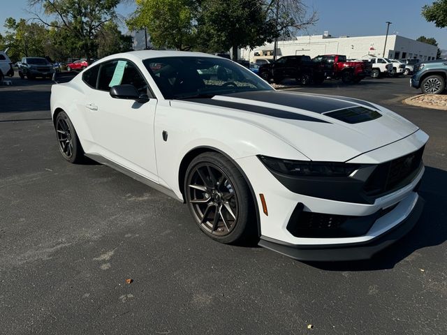 2024 Ford Mustang Dark Horse