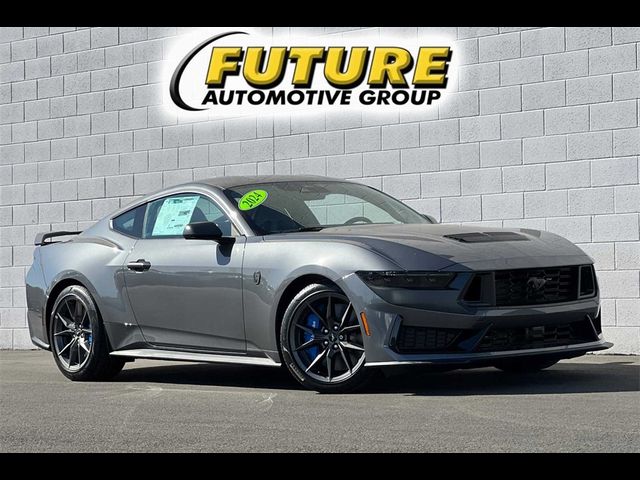 2024 Ford Mustang Dark Horse