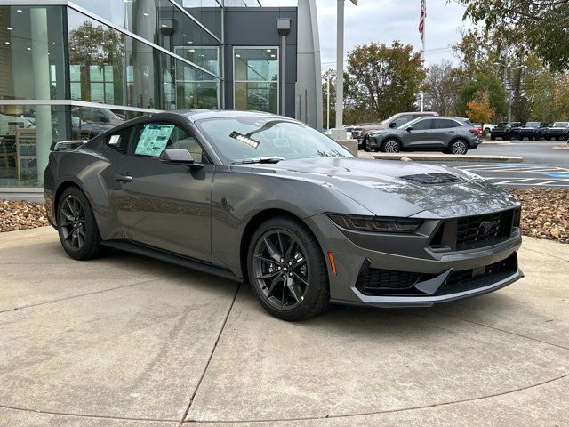 2024 Ford Mustang Dark Horse