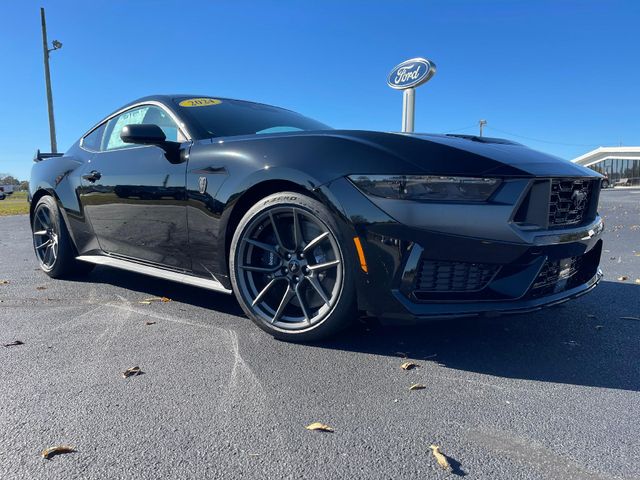 2024 Ford Mustang Dark Horse