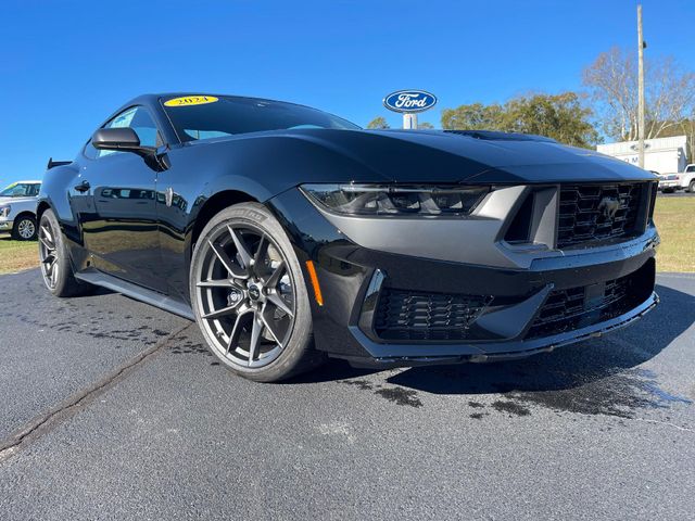 2024 Ford Mustang Dark Horse