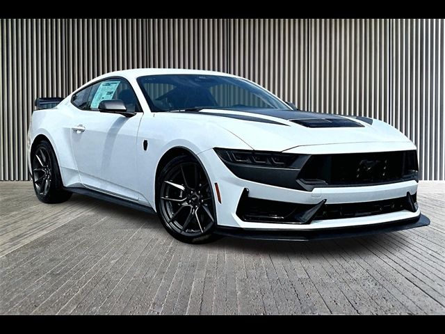 2024 Ford Mustang Dark Horse