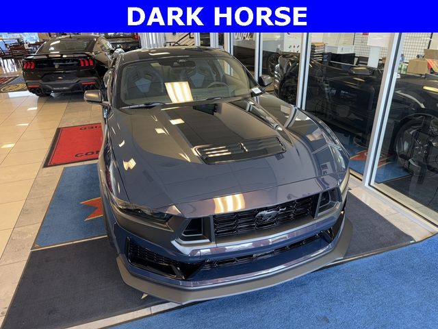 2024 Ford Mustang Dark Horse