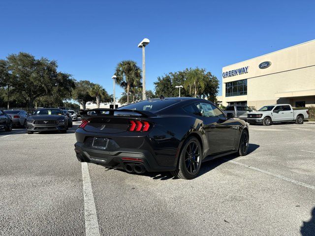 2024 Ford Mustang Dark Horse