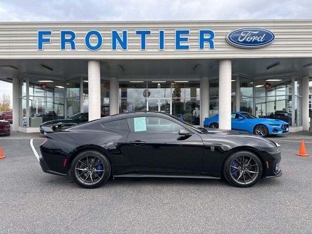 2024 Ford Mustang Dark Horse