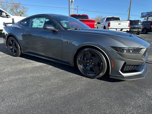 2024 Ford Mustang Dark Horse