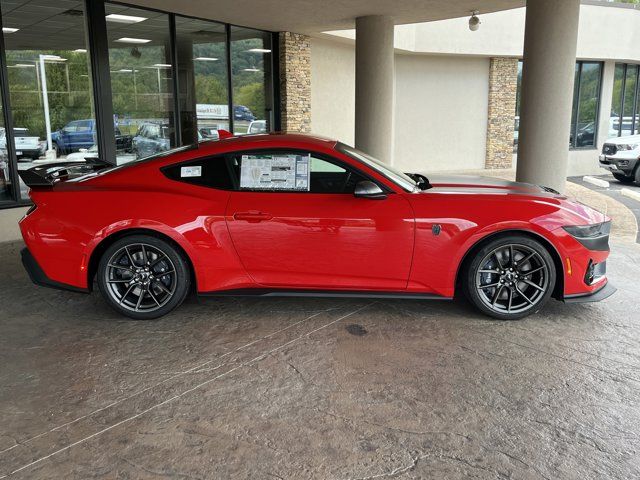 2024 Ford Mustang Dark Horse