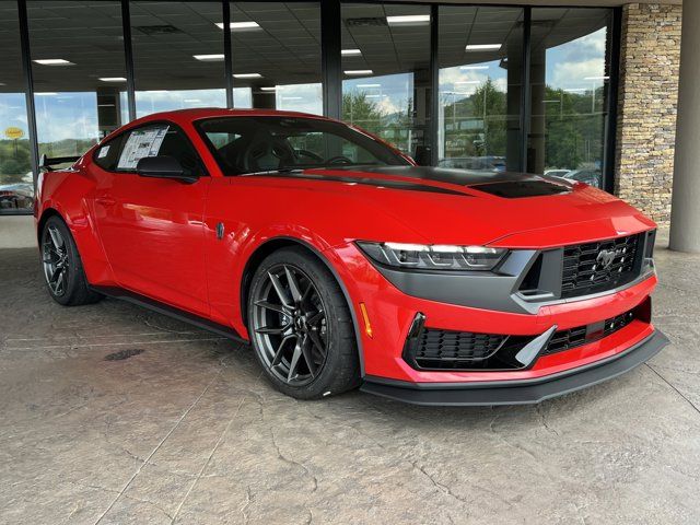 2024 Ford Mustang Dark Horse