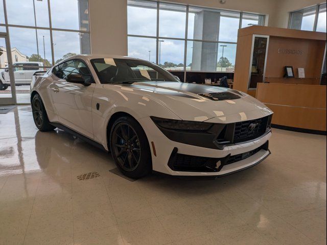 2024 Ford Mustang Dark Horse