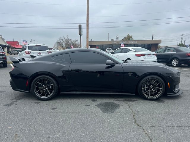 2024 Ford Mustang Dark Horse