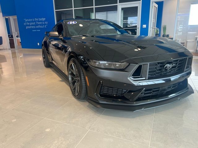 2024 Ford Mustang Dark Horse