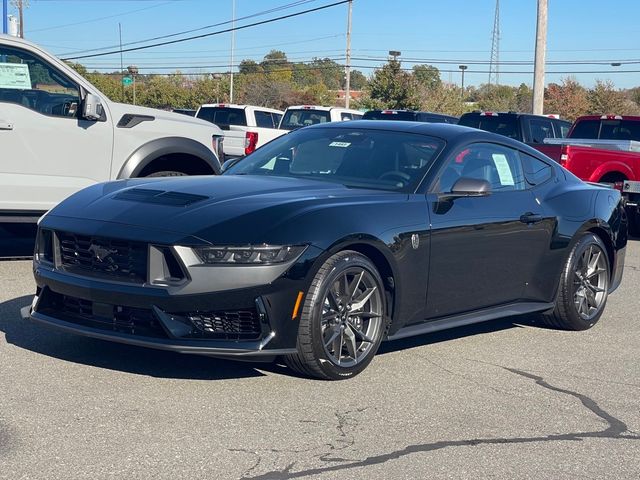 2024 Ford Mustang Dark Horse