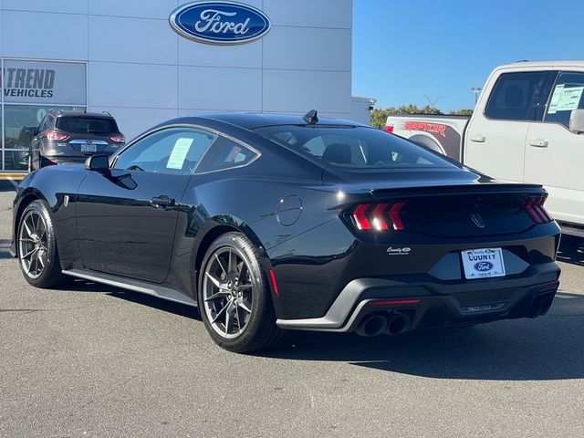 2024 Ford Mustang Dark Horse