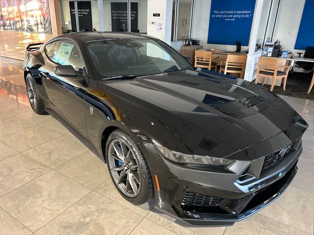 2024 Ford Mustang Dark Horse