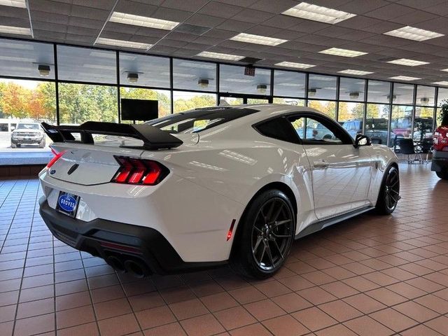 2024 Ford Mustang Dark Horse