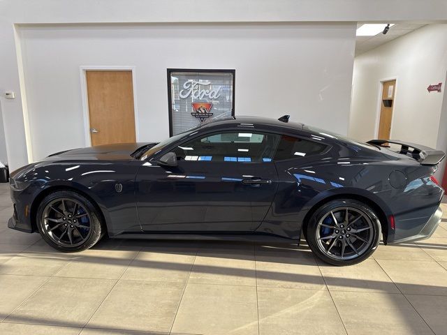 2024 Ford Mustang Dark Horse