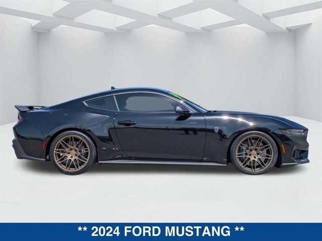 2024 Ford Mustang Dark Horse