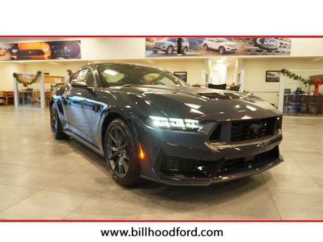 2024 Ford Mustang Dark Horse