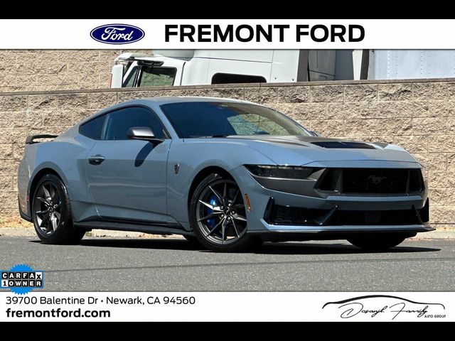 2024 Ford Mustang Dark Horse