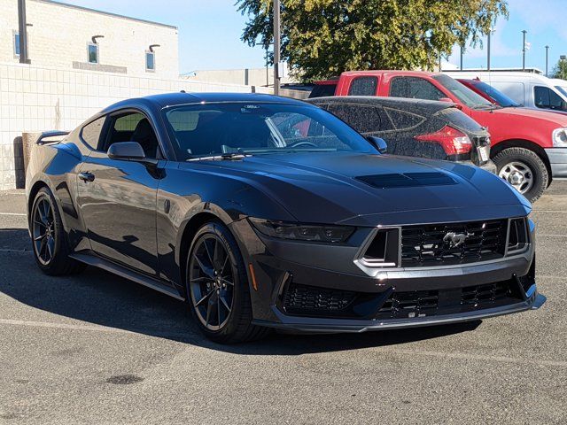 2024 Ford Mustang Dark Horse