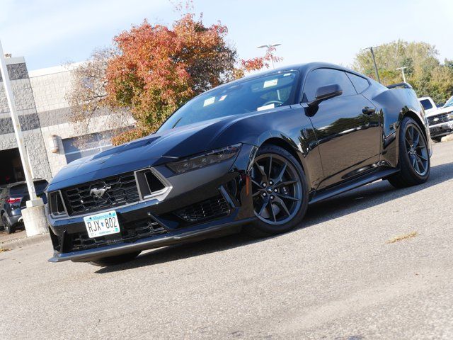 2024 Ford Mustang Dark Horse