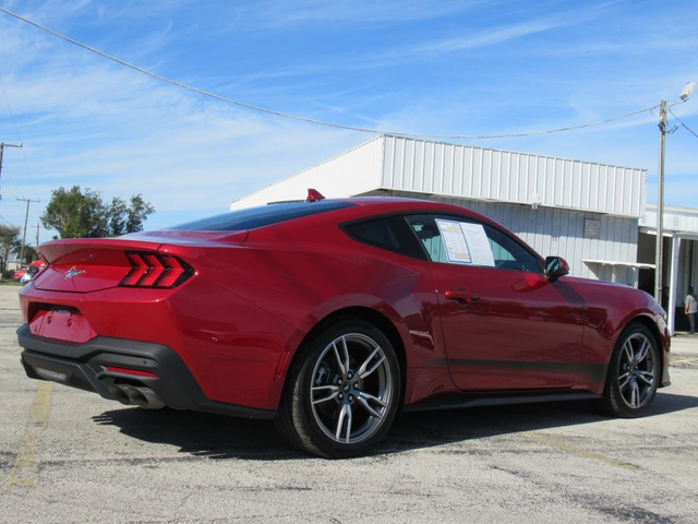 2024 Ford Mustang EcoBoost