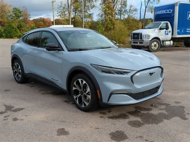 2024 Ford Mustang Mach-E Select