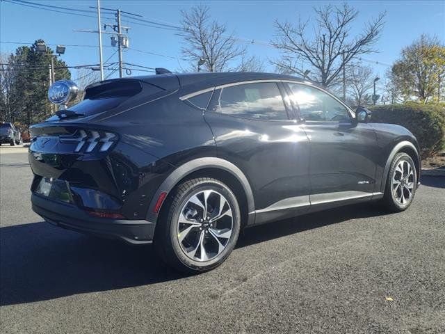 2024 Ford Mustang Mach-E Select