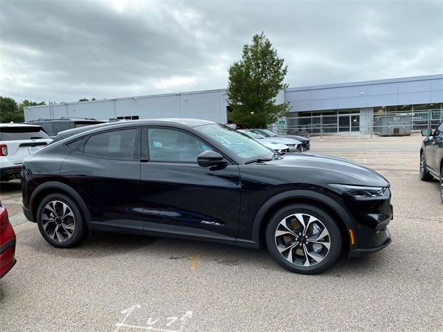 2024 Ford Mustang Mach-E Select