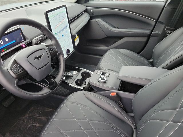 2024 Ford Mustang Mach-E Select