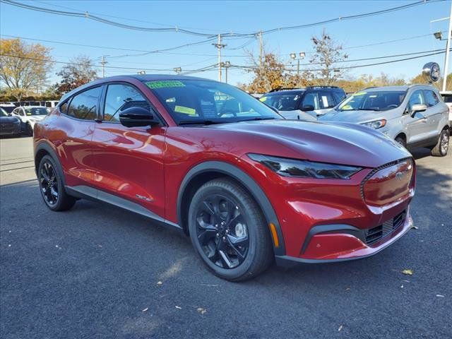 2024 Ford Mustang Mach-E Select