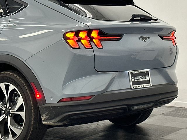 2024 Ford Mustang Mach-E Select