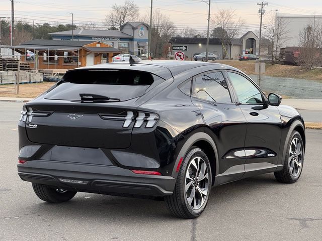 2024 Ford Mustang Mach-E Select