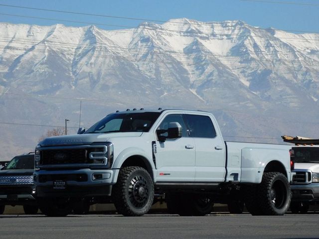 2024 Ford F-450 Platinum