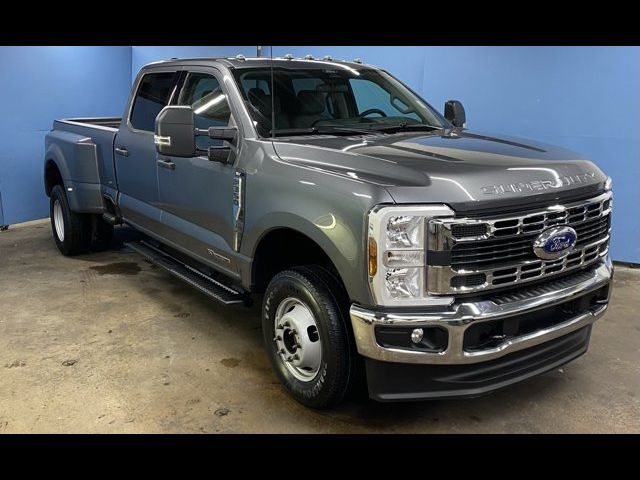 2024 Ford F-350 XLT