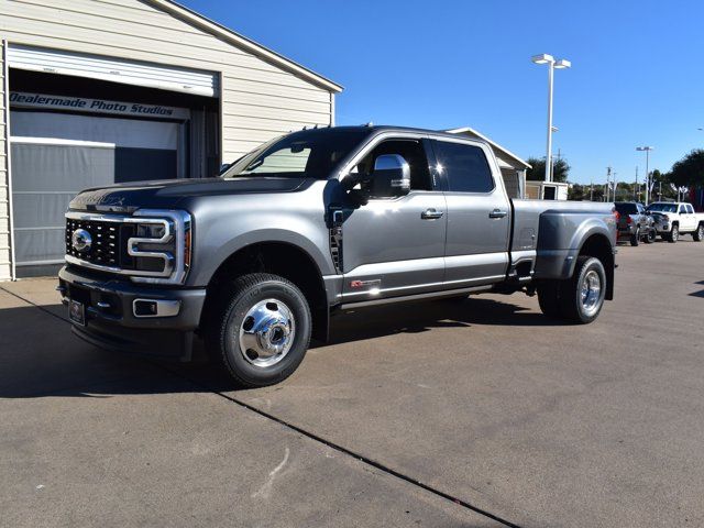 2024 Ford F-350 Platinum