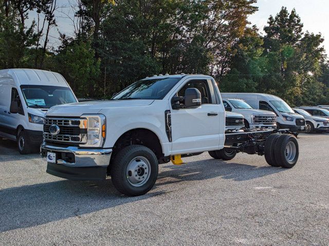 2024 Ford F-350 XLT