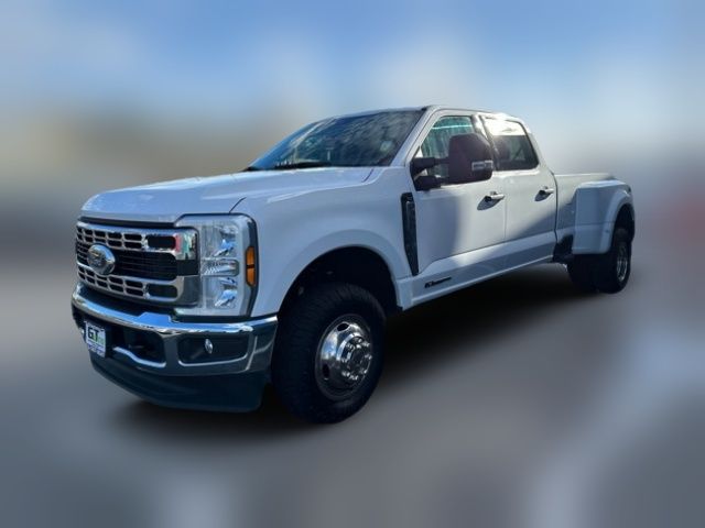 2024 Ford F-350 XLT