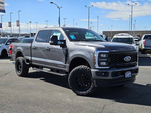 2024 Ford F-350 XLT