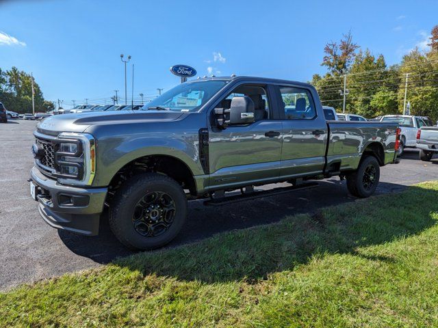 2024 Ford F-350 XLT