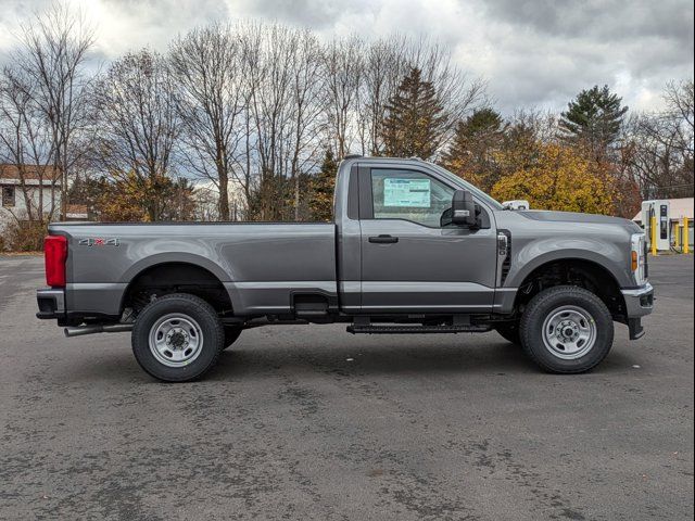 2024 Ford F-350 XL